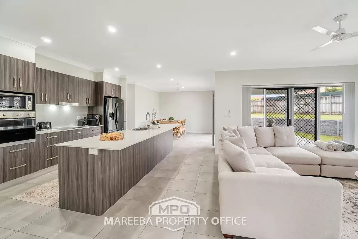6 Peluchetti Place, Mareeba, QLD, Mareeba - Thumbnail 2