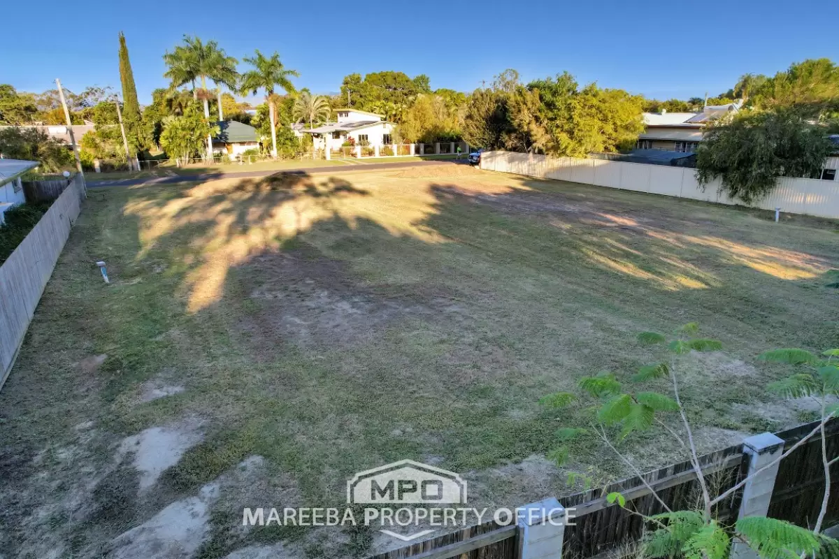 6 Doyle Street, Mareeba, QLD, Mareeba - Thumbnail 8