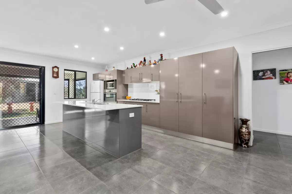 22 Gallo Drive, Mareeba, QLD, Mareeba - Thumbnail 5