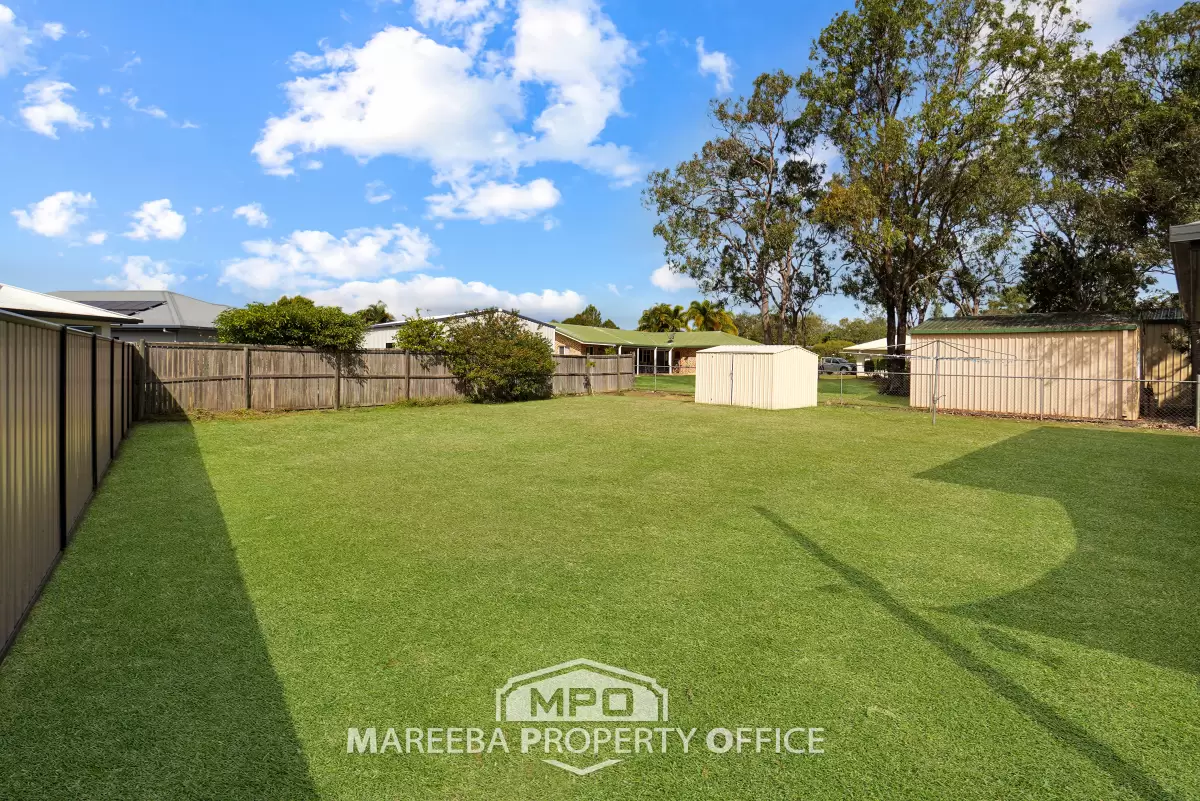 11 Curlew Close, Mareeba, QLD, Mareeba - Thumbnail 6