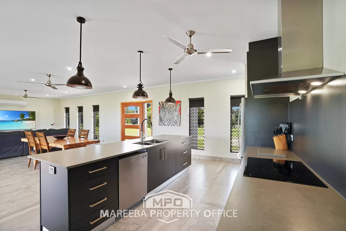 60 Malone Road, Mareeba, QLD, Mareeba - Thumbnail 2