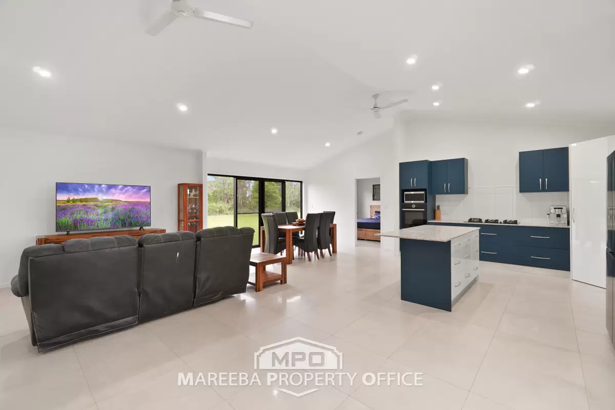30 McGrath Road, Mareeba, QLD, Mareeba - Thumbnail 6