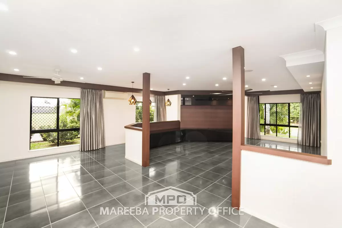 2 Curlew Close, Mareeba, QLD, Mareeba - Thumbnail 7