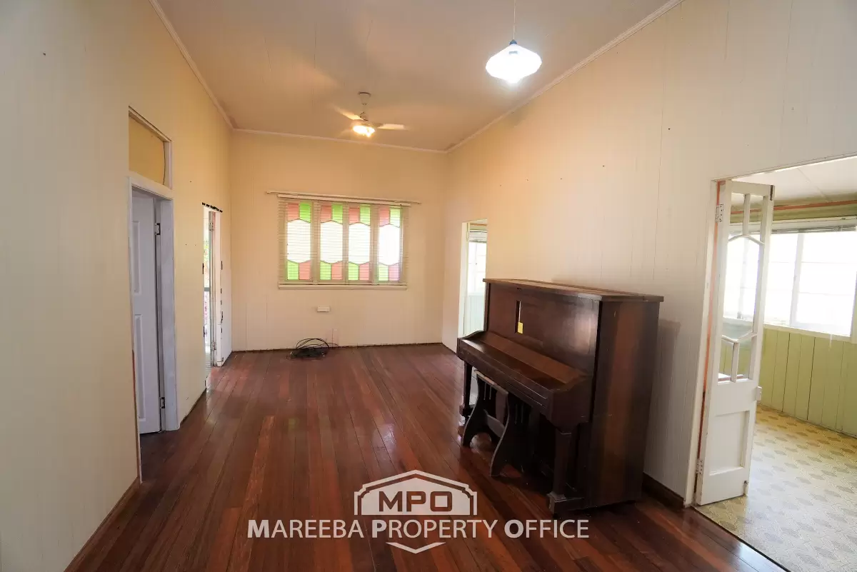 223 Walsh Street, Mareeba, QLD, Mareeba - Thumbnail 7