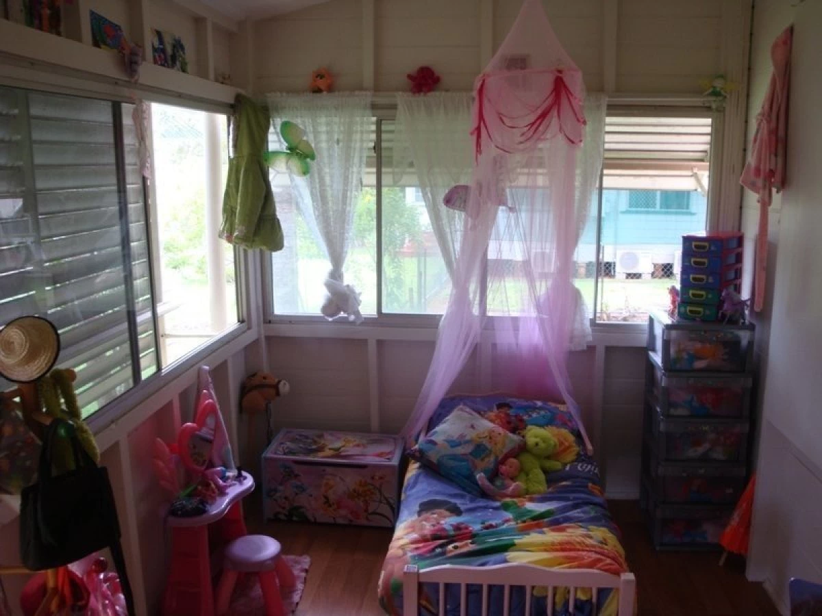 10 Troughton Street, Mareeba, QLD, Mareeba - Thumbnail 4
