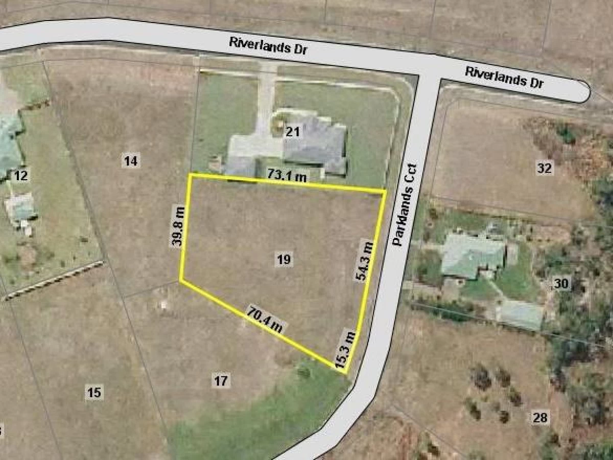 19 Parklands Circuit, Mareeba, QLD, Mareeba - Thumbnail 4