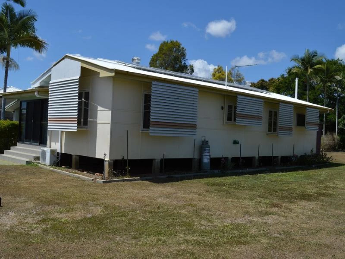 8 Downs Street, Mareeba, QLD, Mareeba - Thumbnail 4