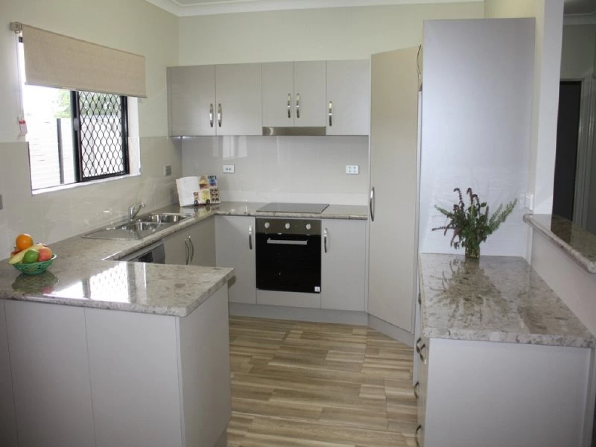 2/2-4 Strattmann Street, Mareeba, QLD, Mareeba - Thumbnail 2