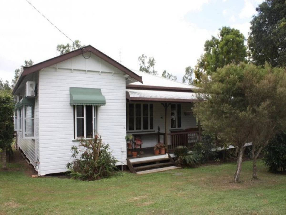 5 Isabel Street, Mareeba, QLD, Mareeba - Thumbnail 2