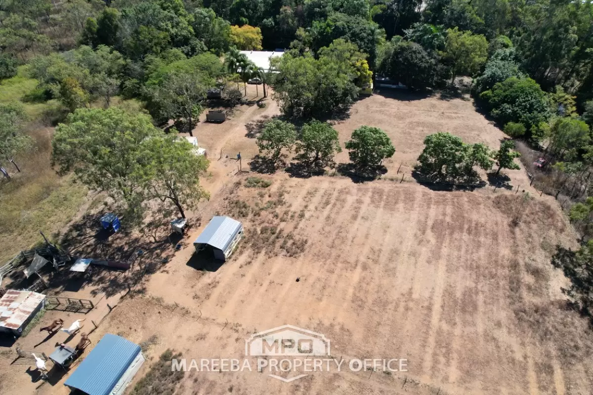 30 Peters Street, Mareeba, QLD, Mareeba - Thumbnail 3