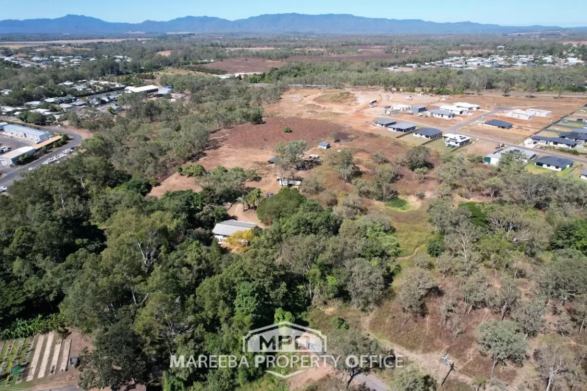 30 Peters Street, Mareeba, QLD, Mareeba - Thumbnail 8