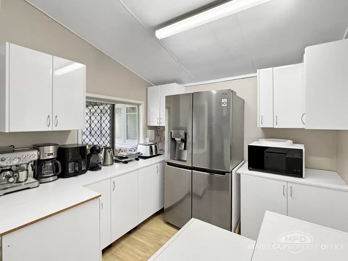 14 Owens Street, Mareeba, QLD, Mareeba - Thumbnail 4
