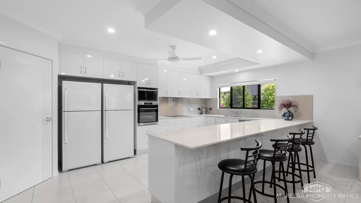 48 Amaroo Drive, Mareeba, QLD, Mareeba - Thumbnail 2