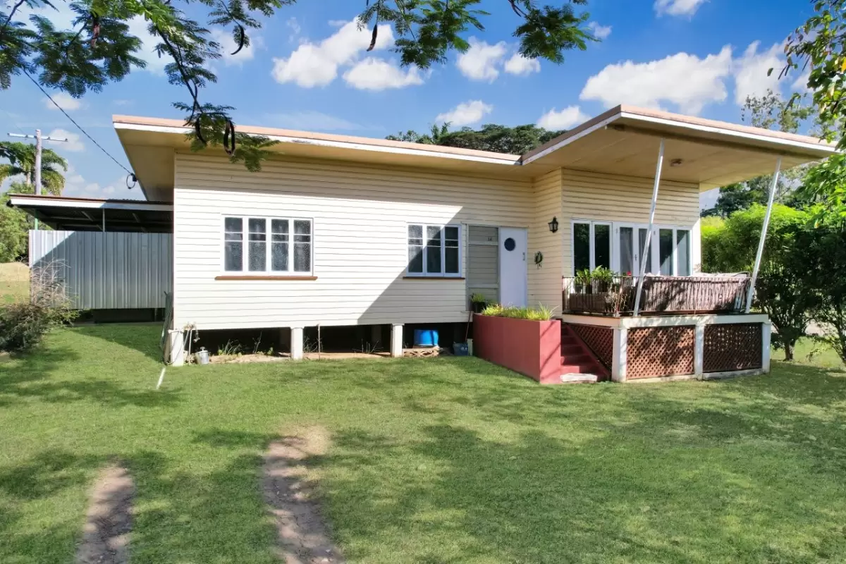 14 Eccles Street, Mareeba, QLD, Mareeba - Thumbnail 2