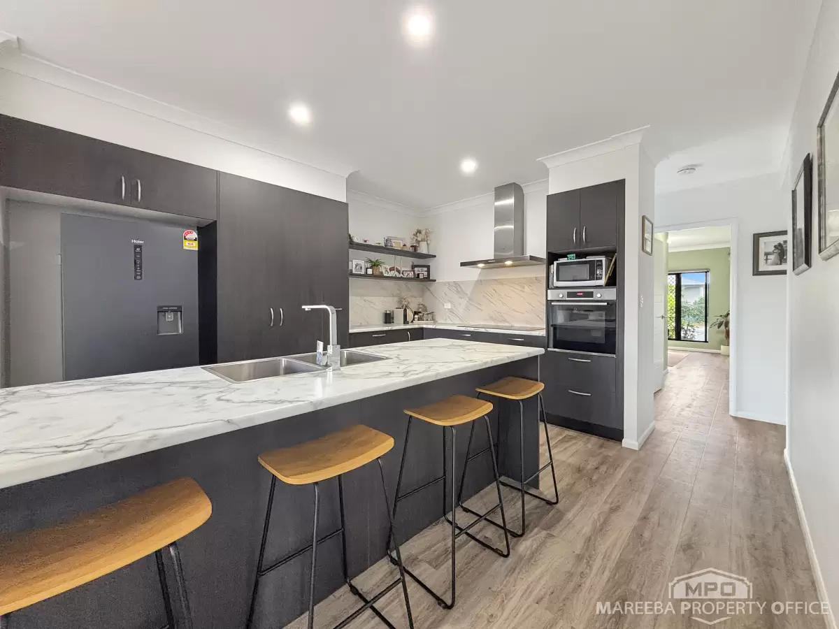 17 Agius Crescent, Mareeba, QLD, Mareeba - Thumbnail 3