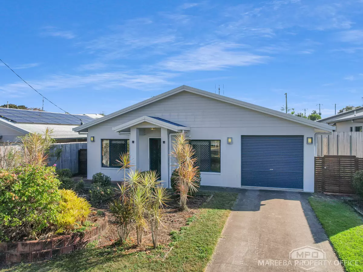 12 Macrae Street, Mareeba, QLD, Mareeba - Thumbnail 2