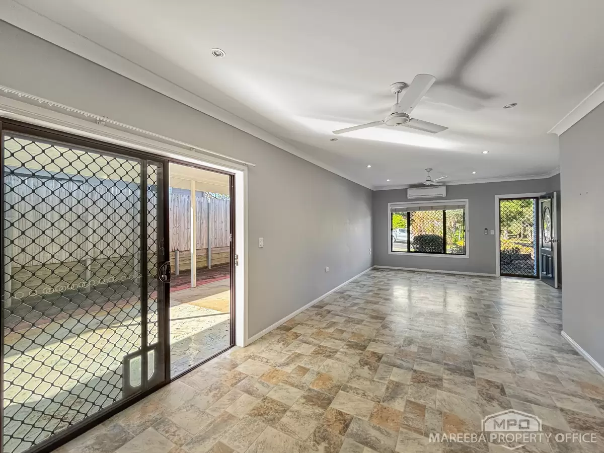 12 Macrae Street, Mareeba, QLD, Mareeba - Thumbnail 4