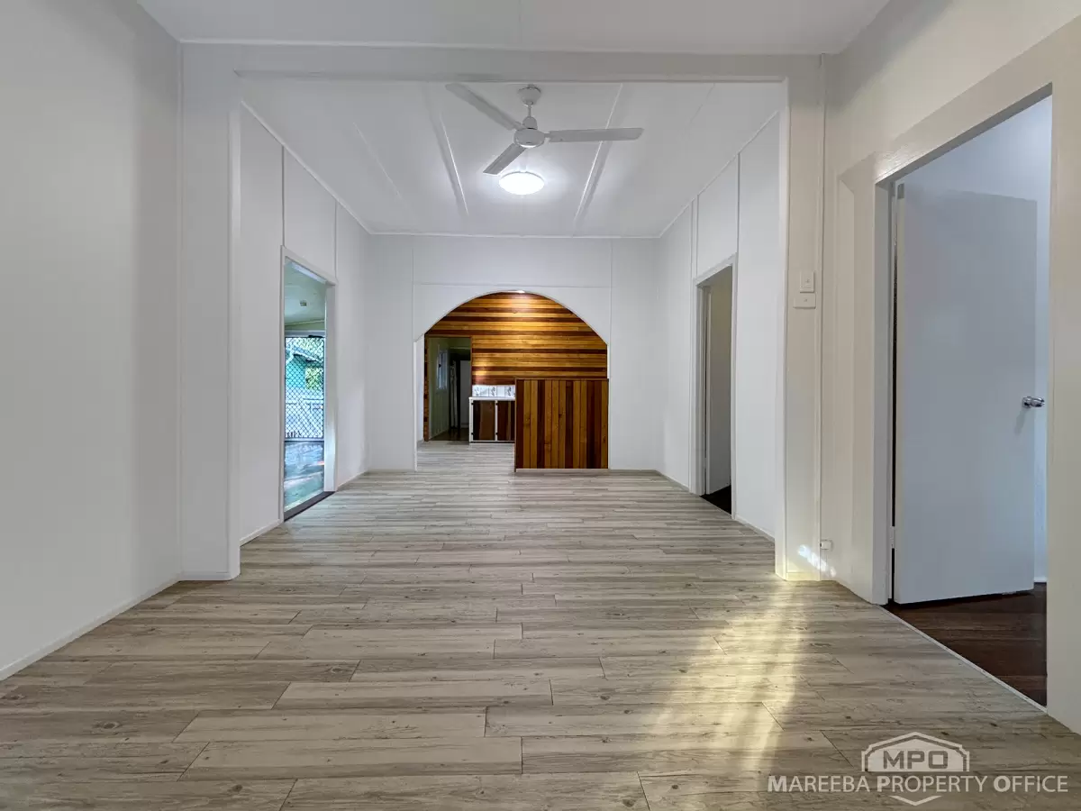 19 Pares Street, Mareeba, QLD, Mareeba - Thumbnail 3