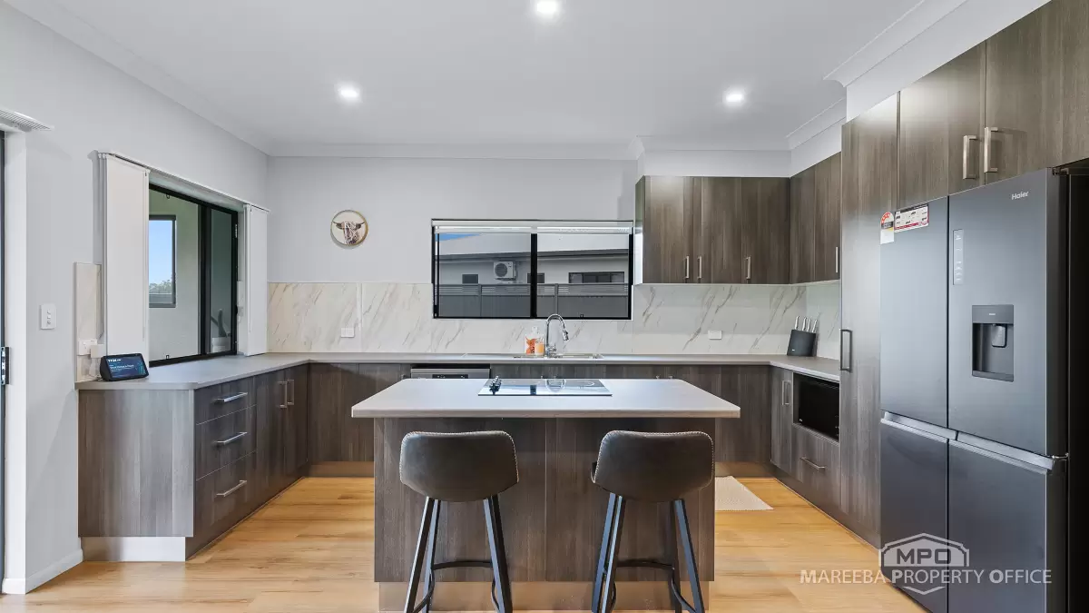56 Karobean Drive, Mareeba, QLD, Mareeba - Thumbnail 4