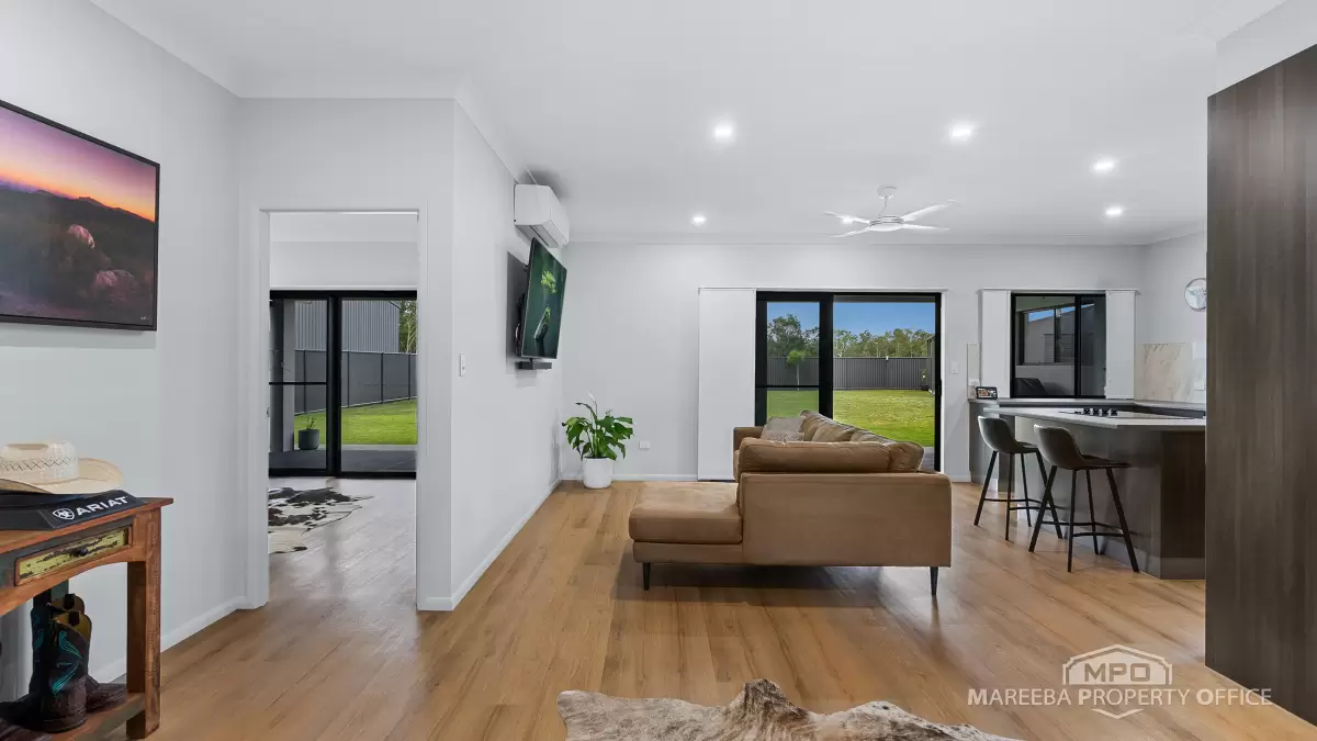 56 Karobean Drive, Mareeba, QLD, Mareeba - Thumbnail 5