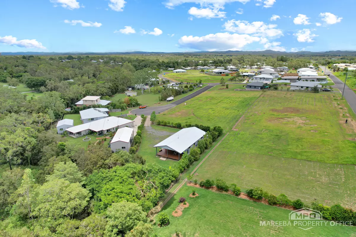 11 Elsie Close, Mareeba, QLD, Mareeba - Thumbnail 4