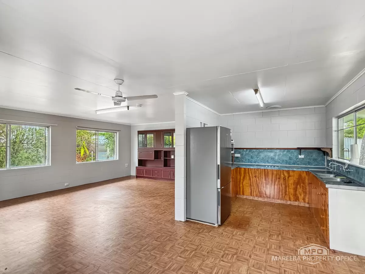 21 Page Street, Mareeba, QLD, Mareeba - Thumbnail 2