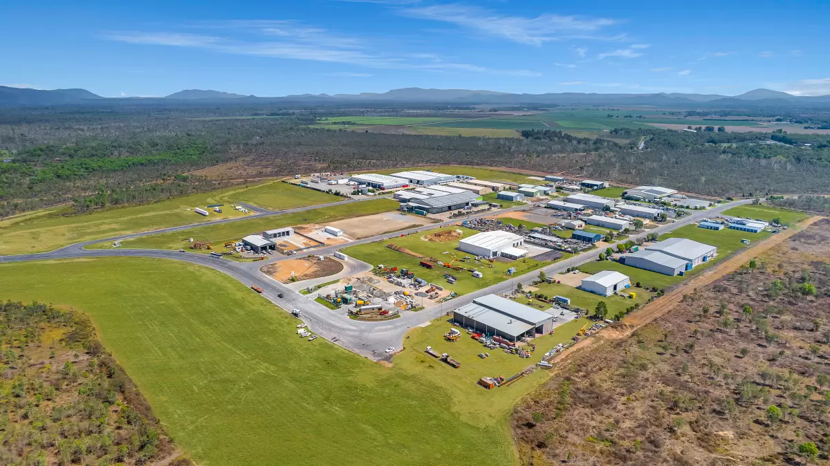 35 Keegan Street, Mareeba, QLD, Mareeba - Thumbnail 2