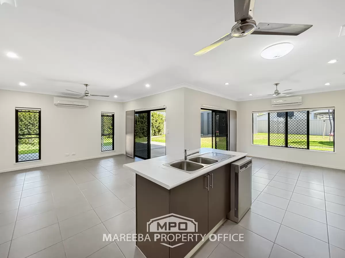 25 Mirrabook Avenue, Mareeba, QLD, Mareeba - Thumbnail 5