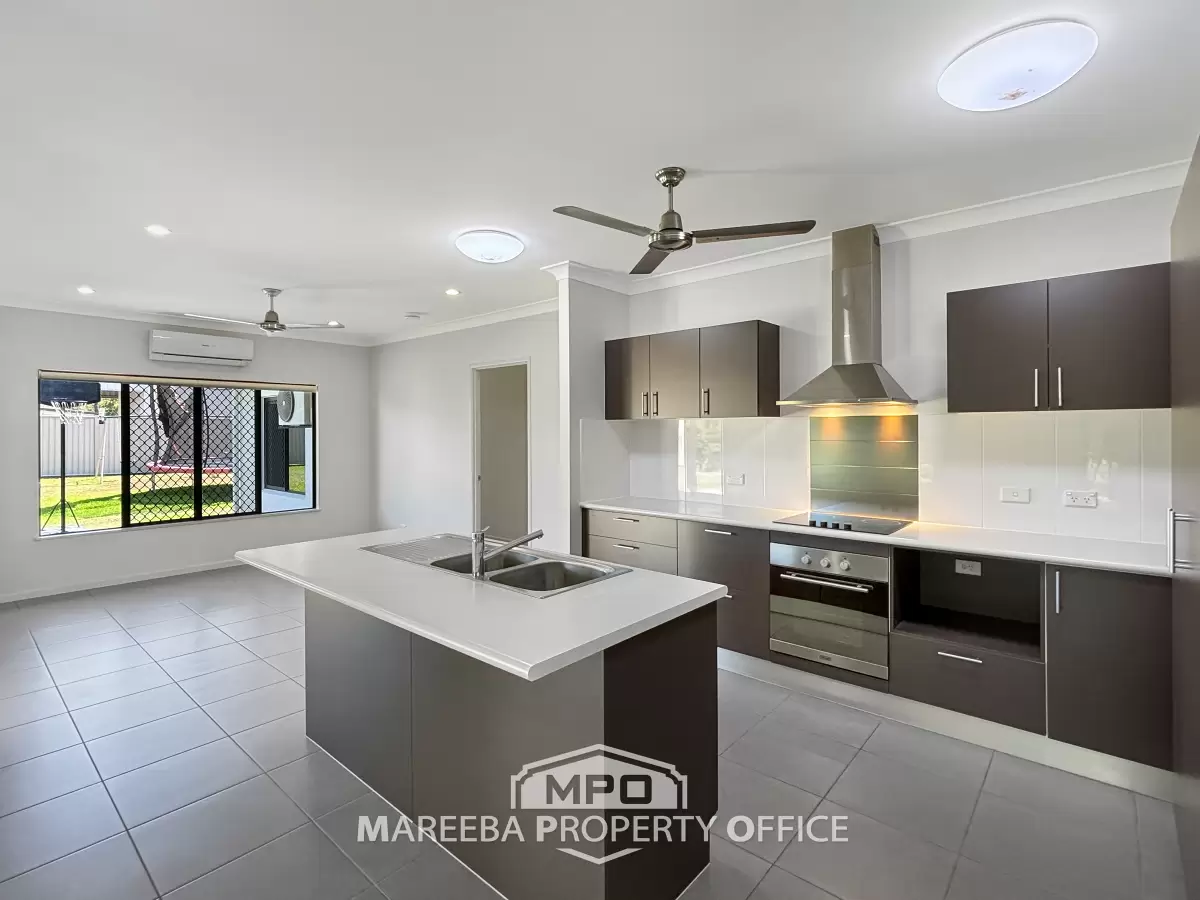 25 Mirrabook Avenue, Mareeba, QLD, Mareeba - Thumbnail 7