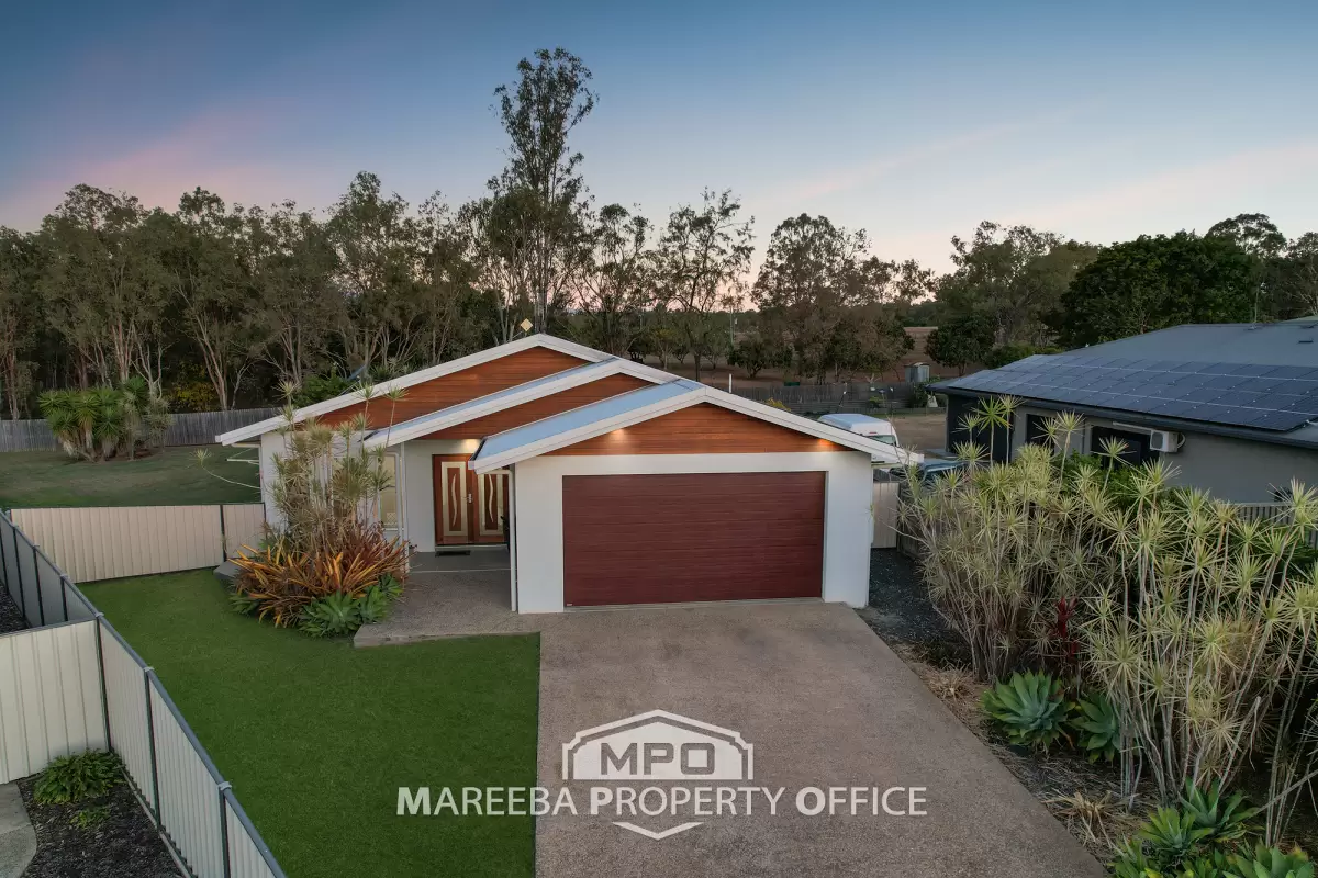 22 Godwin Drive, Mareeba, QLD, Mareeba - Thumbnail 2