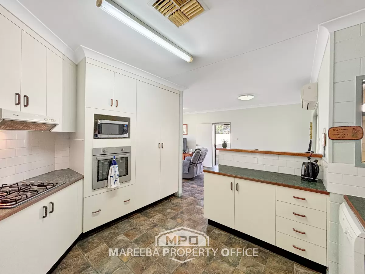 23 Jamieson Street, Mareeba, QLD, Mareeba - Thumbnail 3