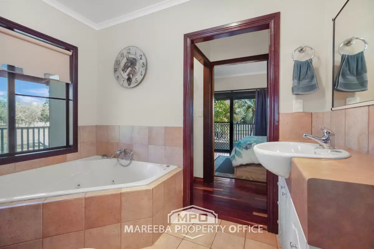 32 Shaban Drive, Mareeba, QLD, Mareeba - Thumbnail 6