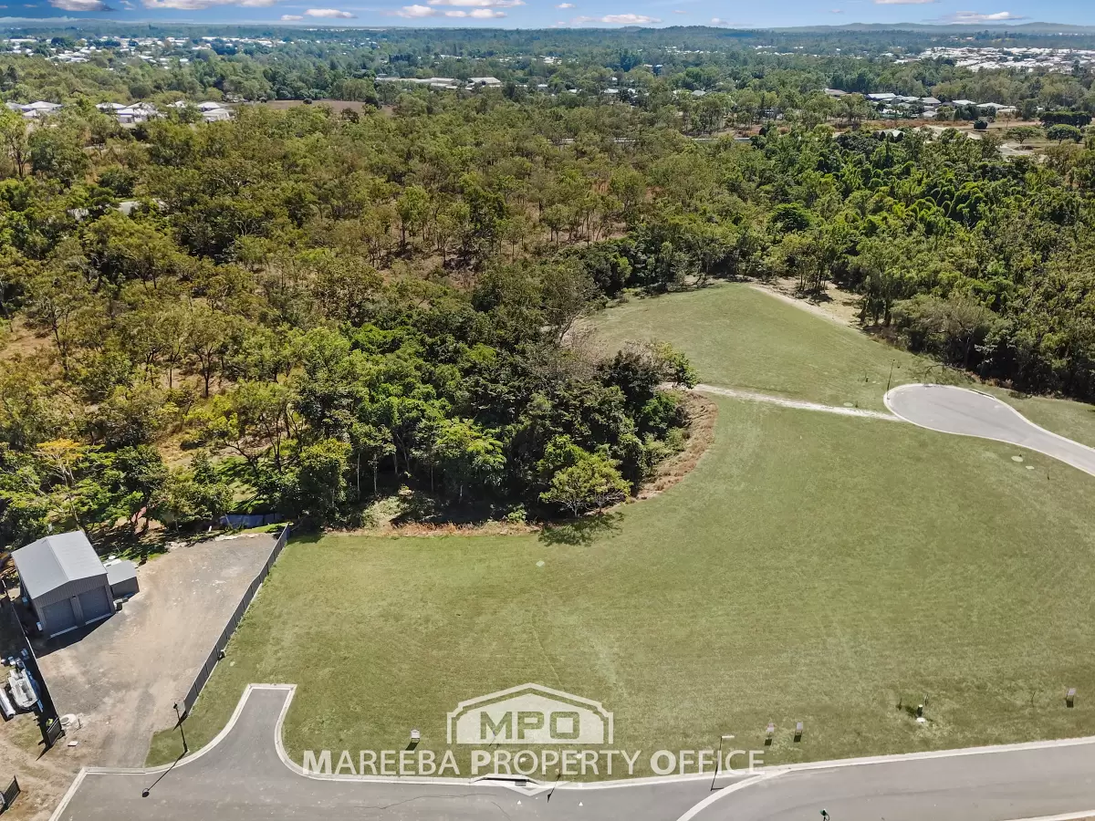 2 Matilda Close, Mareeba, QLD, Mareeba - Thumbnail 2