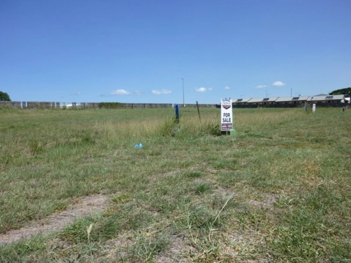 23 Strattmann Street, Mareeba, QLD, Mareeba - Thumbnail 3