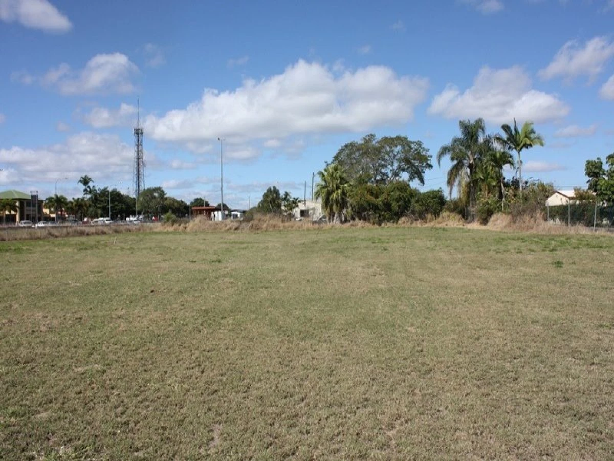 28 Keeble Street, Mareeba, QLD, Mareeba - Thumbnail 6