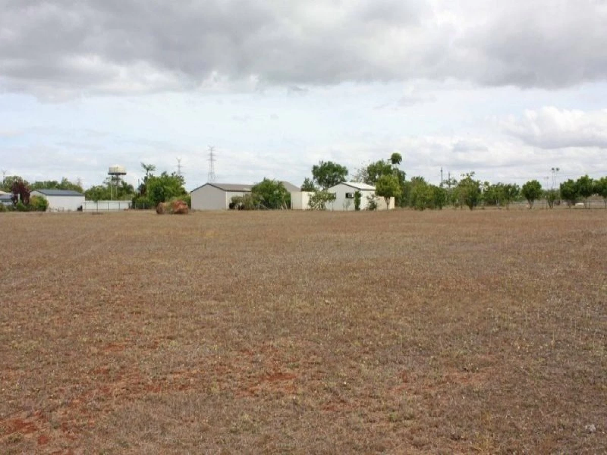 6 Teresa Close, Mareeba, QLD, Mareeba - Thumbnail 2