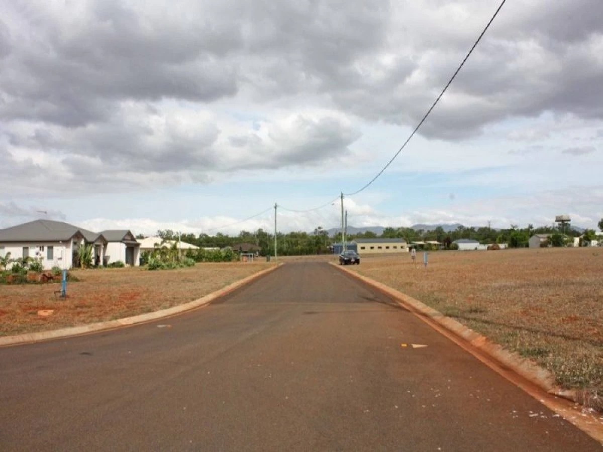 6 Teresa Close, Mareeba, QLD, Mareeba - Thumbnail 6