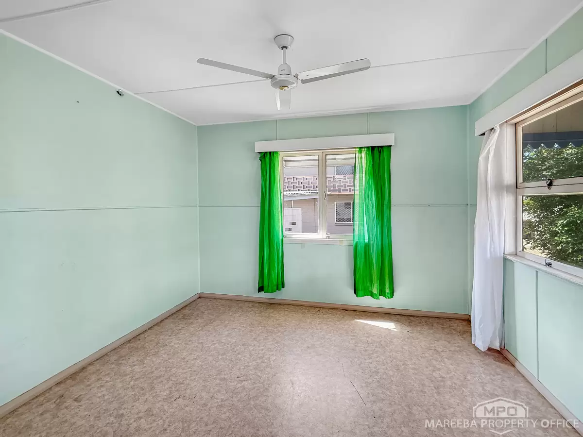 206 Walsh Street, Mareeba, QLD, Mareeba - Thumbnail 4