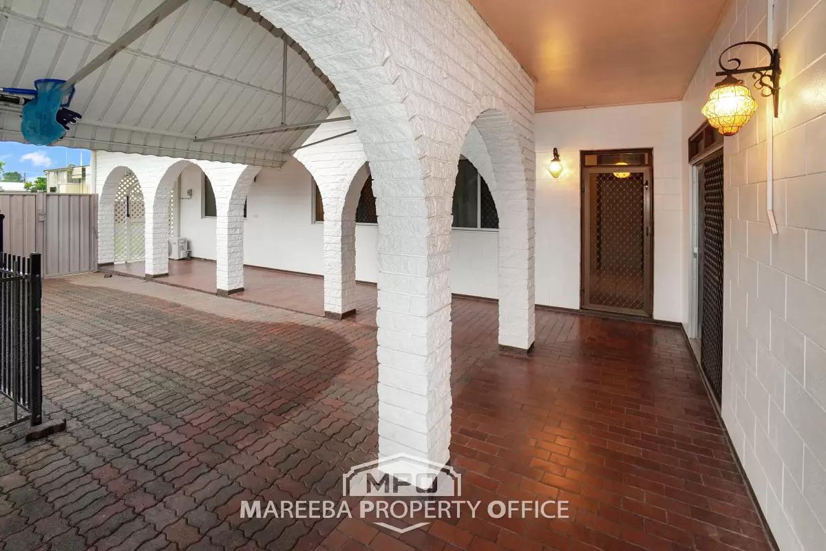 11 Smallwood Street, Mareeba, QLD, Mareeba - Thumbnail 4