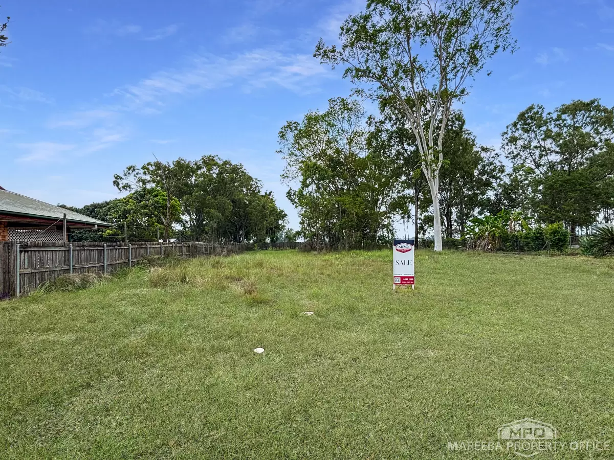 6 Clinton Close, Mareeba, QLD, Mareeba - Thumbnail 3