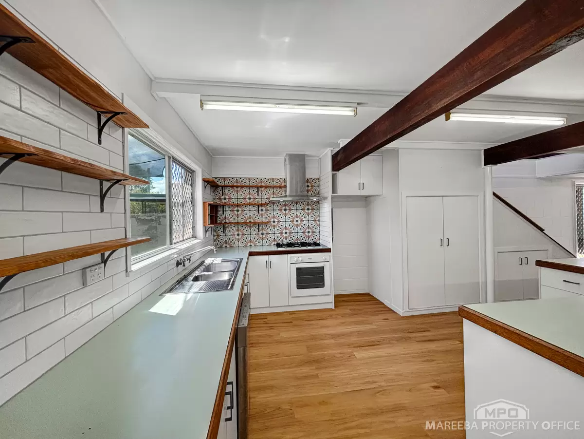 13 Jebreen Street, Mareeba, QLD, Mareeba - Thumbnail 2