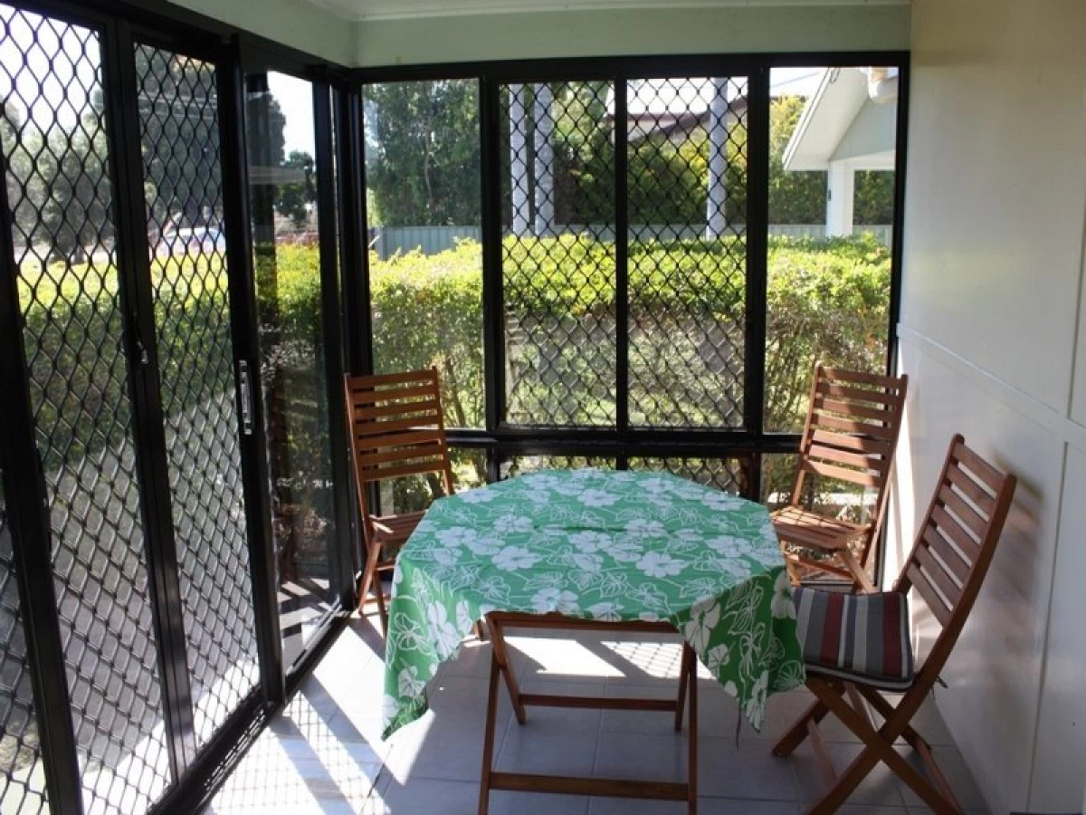 8 Downs Street, Mareeba, QLD, Mareeba - Thumbnail 2