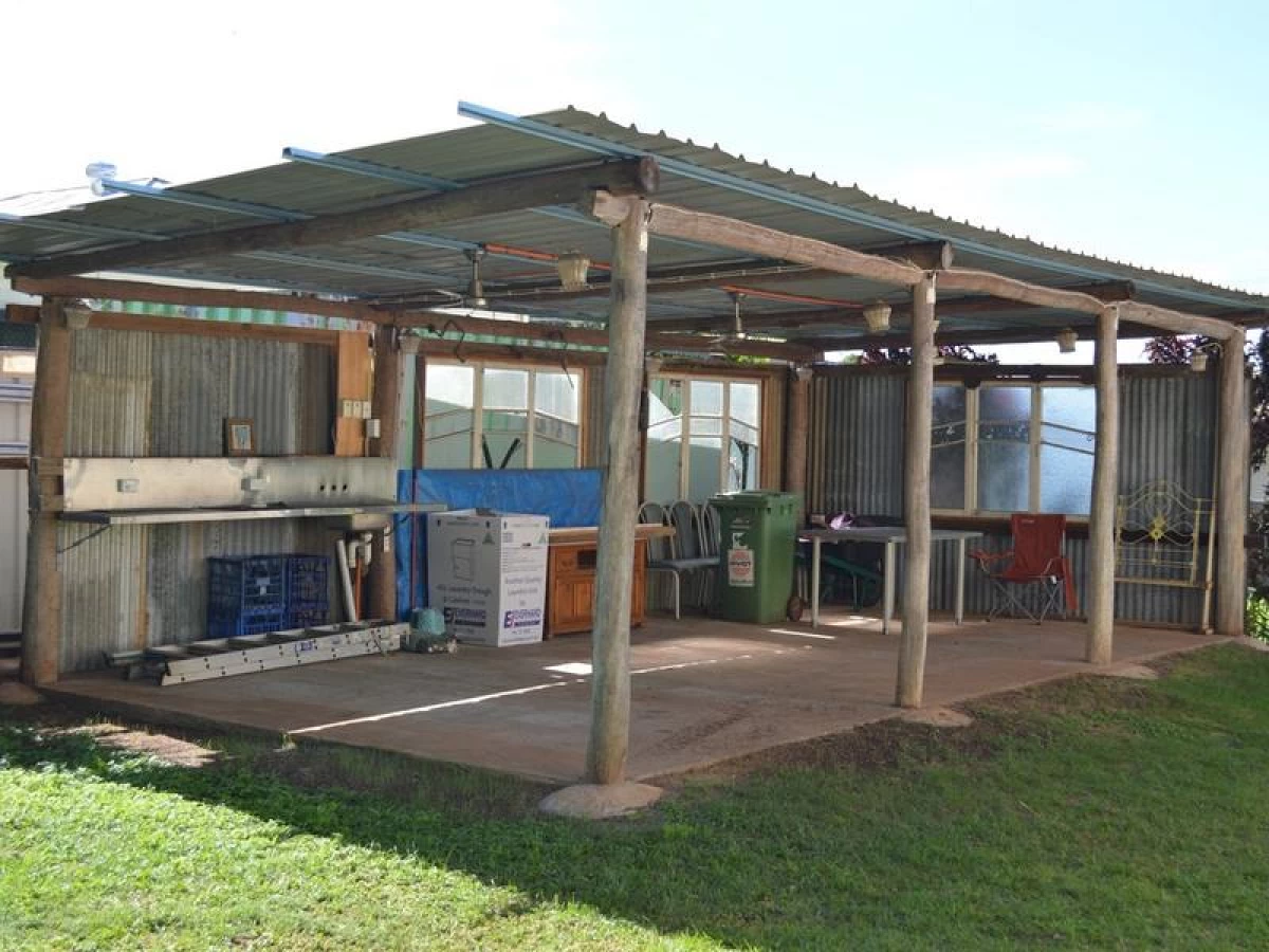 10 Troughton Street, Mareeba, QLD, Mareeba - Thumbnail 3