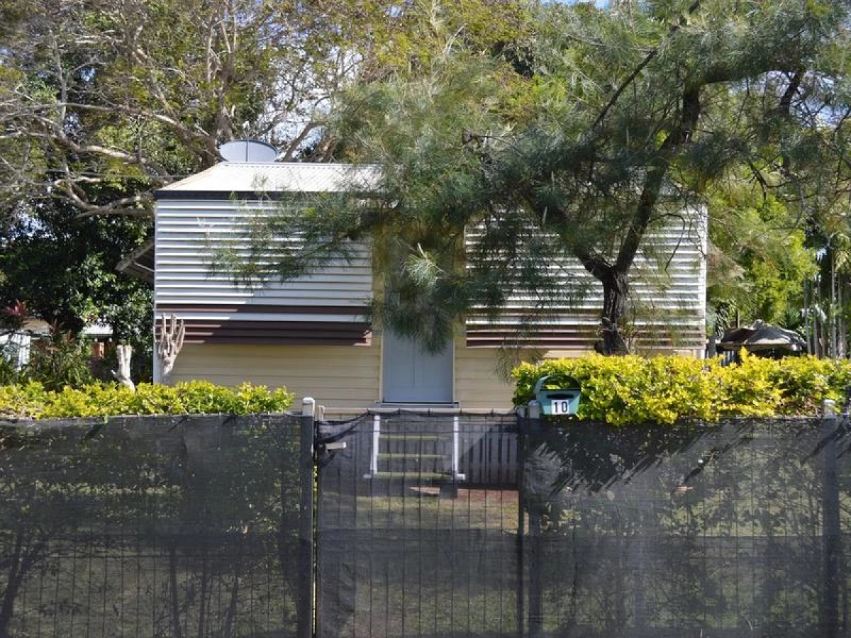 10 Troughton Street, Mareeba, QLD, Mareeba - Thumbnail 4
