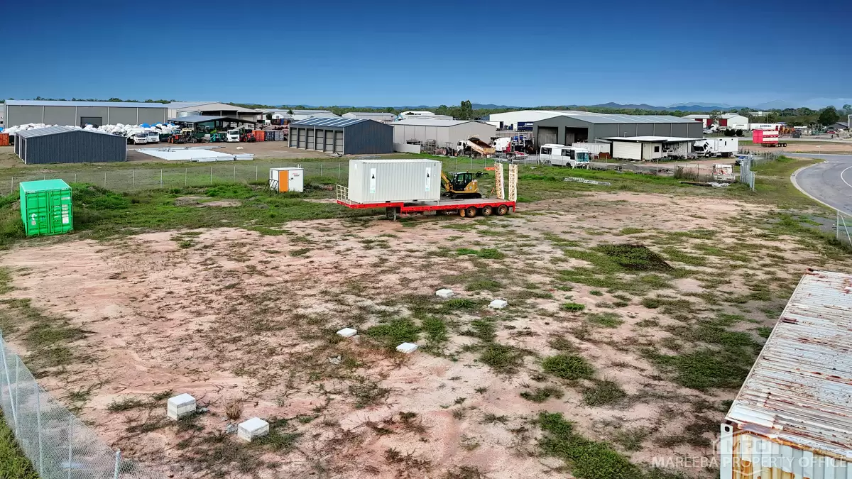 27 Effley Street, Mareeba, QLD, Mareeba - Thumbnail 5