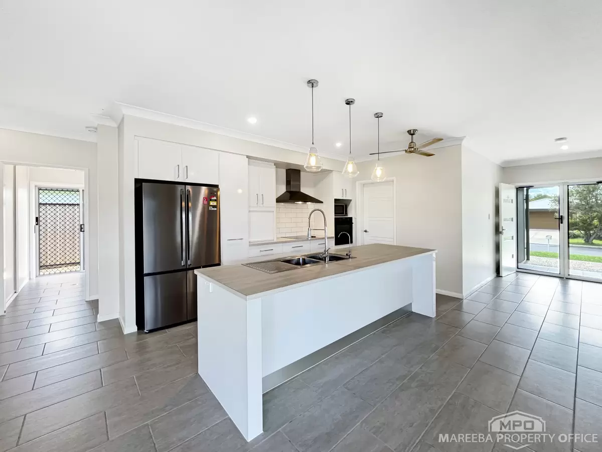 3 Curlew Close, Mareeba, QLD, Mareeba - Thumbnail 5