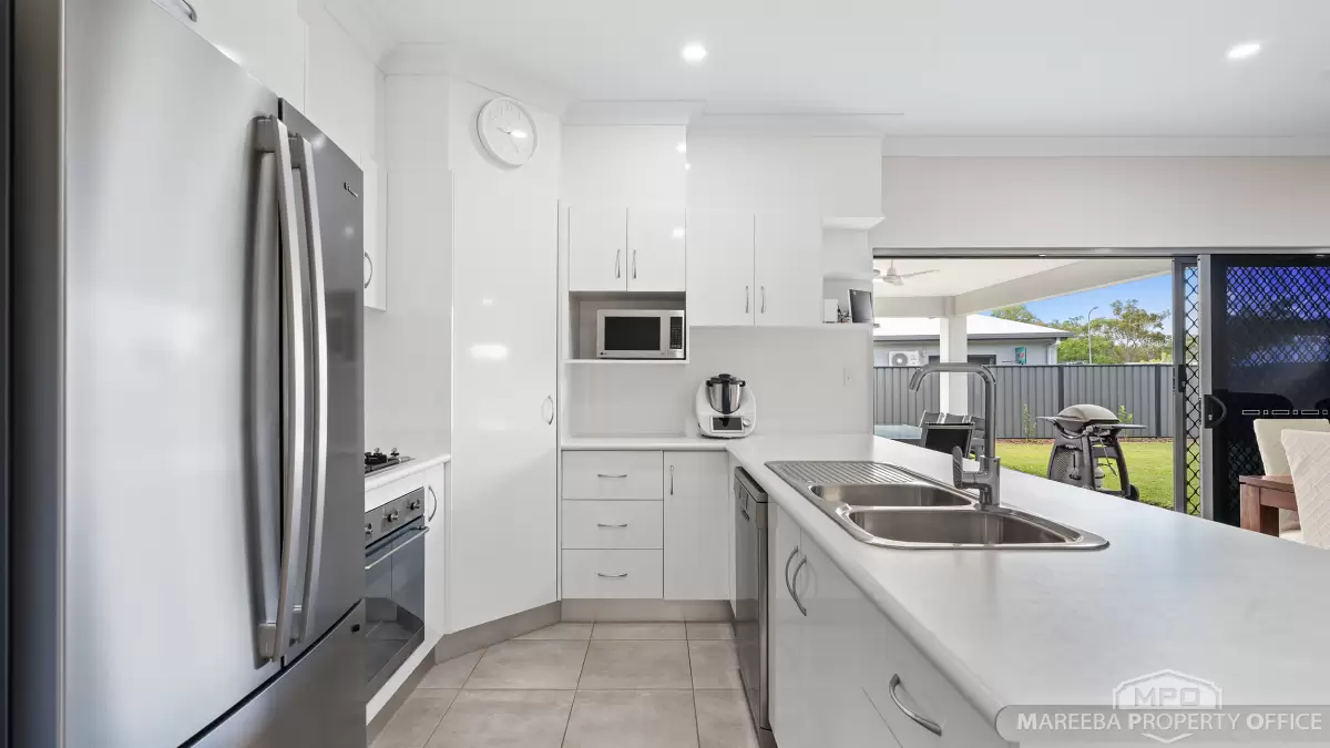 33 Karobean Drive, Mareeba, QLD, Mareeba - Thumbnail 7