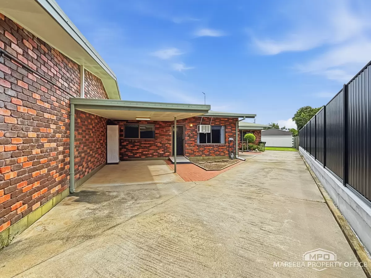 2/139 Walsh Street, Mareeba, QLD, Mareeba - Thumbnail 2