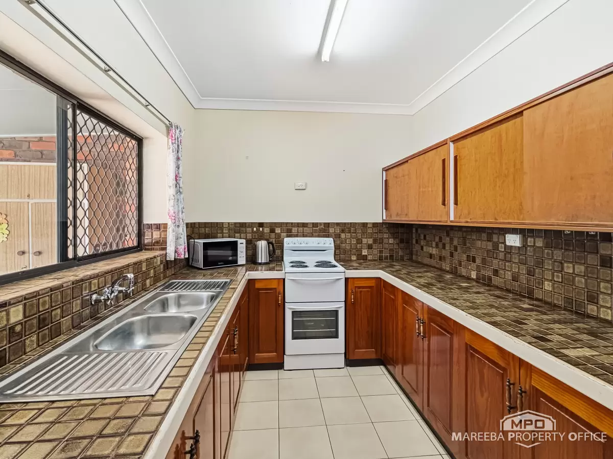 2/139 Walsh Street, Mareeba, QLD, Mareeba - Thumbnail 5