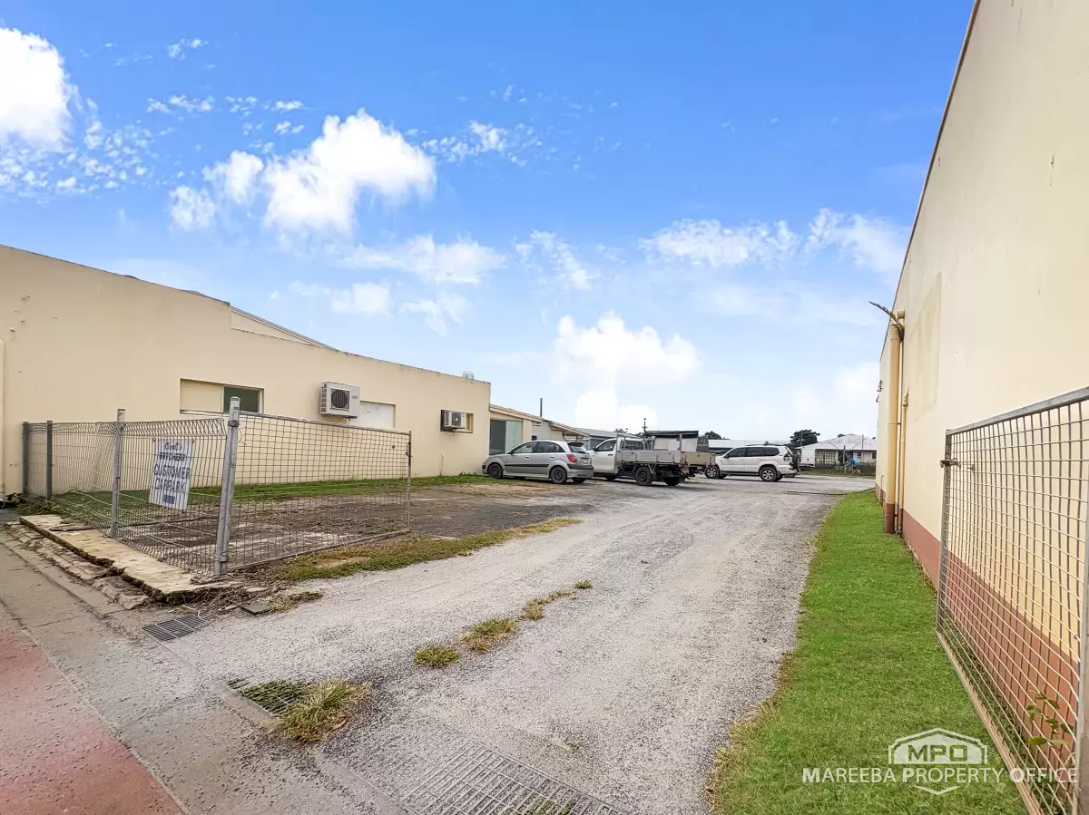 73-75 Byrnes Street, Mareeba, QLD, Mareeba - Thumbnail 3